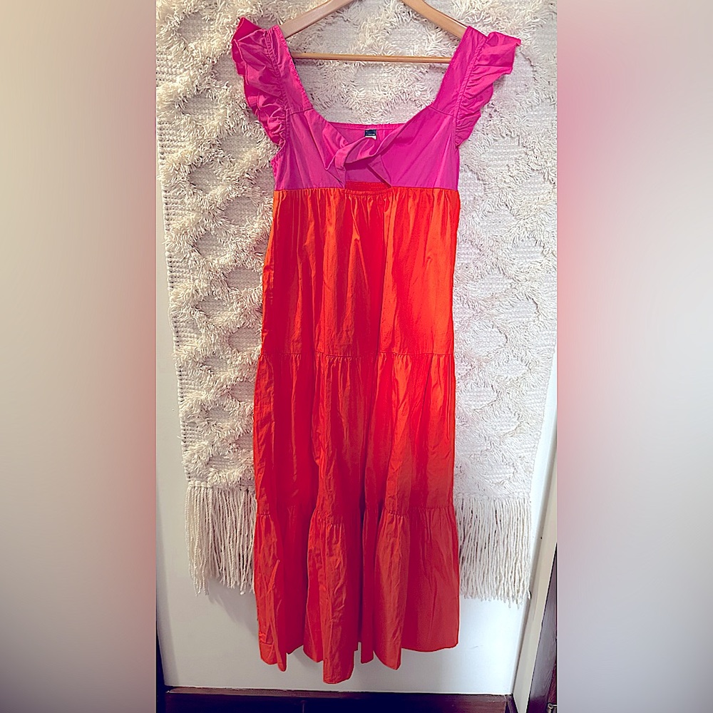Cute summer dress! Orange and pink!